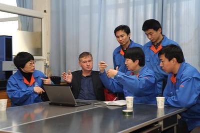 哈量集團與墨西哥Kalibrix公司開展業(yè)務(wù)交流